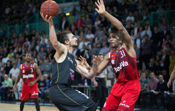 自满可能是 自满可能是