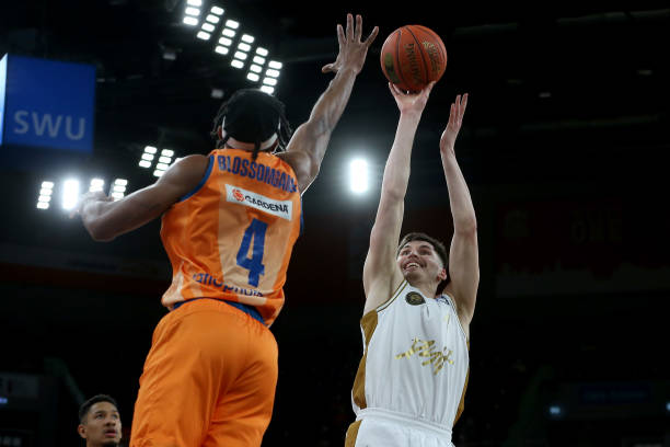 决赛全程高 决赛全程高