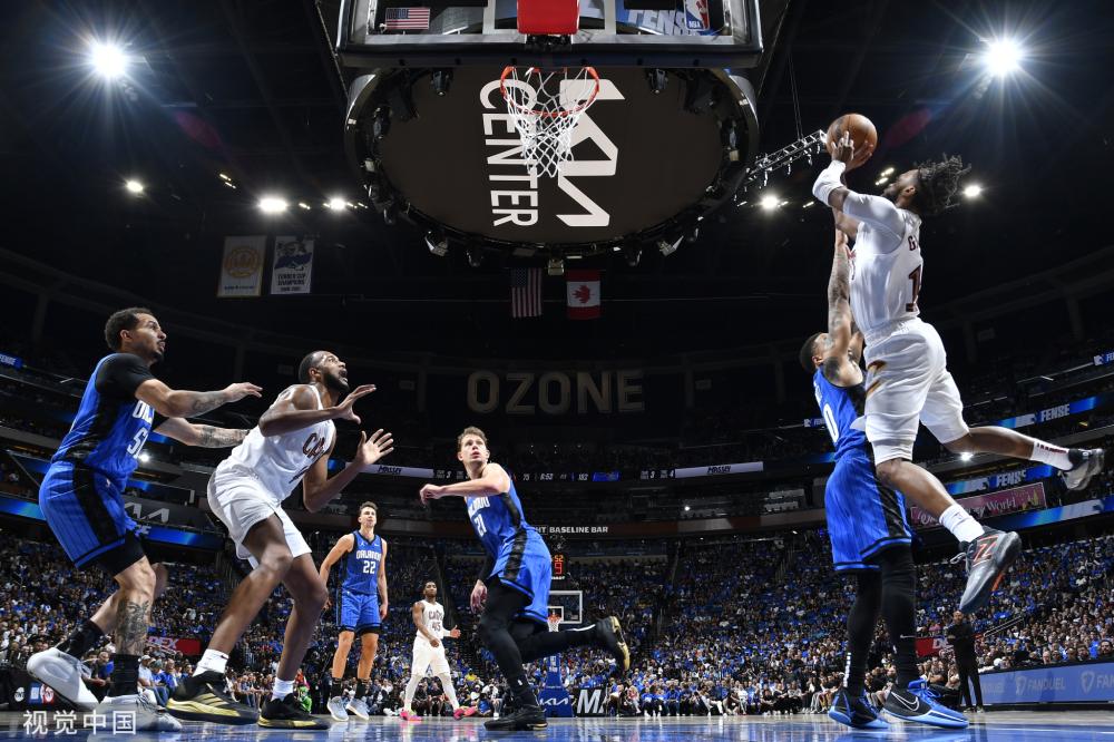 滑雪板需要 滑雪板需要