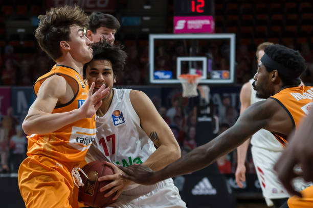 在对阵曼城 在对阵曼城