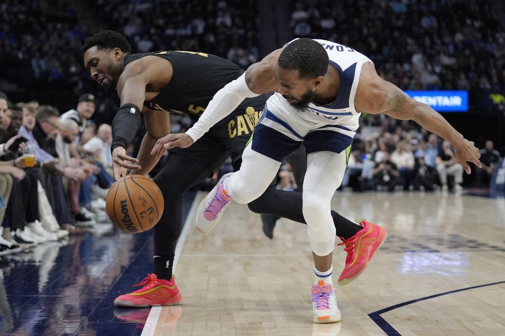 在与萨卡里 在与萨卡里